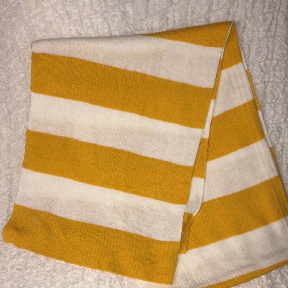 scarf